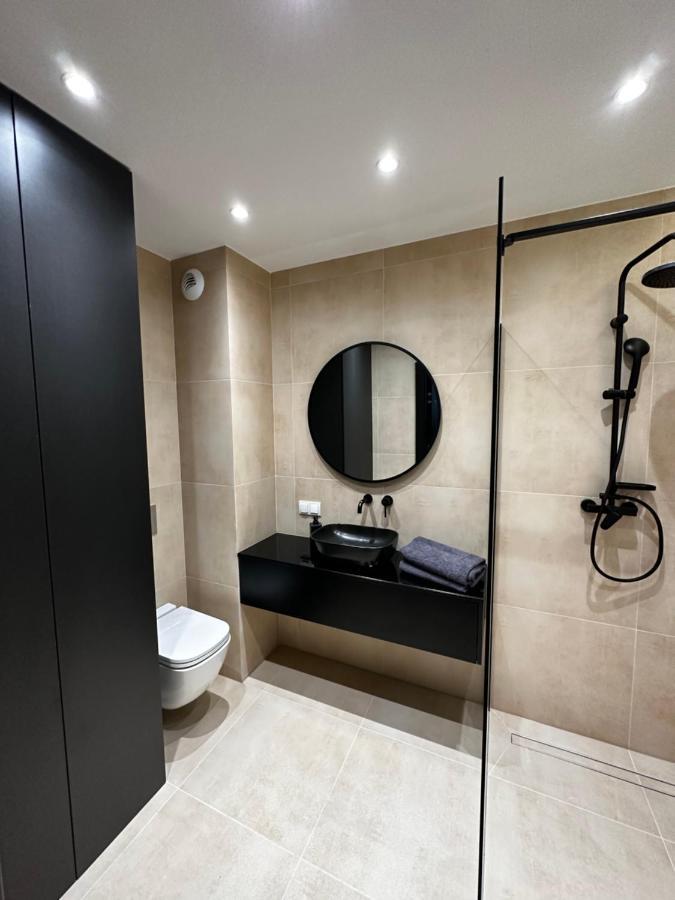 Osiedle Legionow Apartament キェルツェ エクステリア 写真