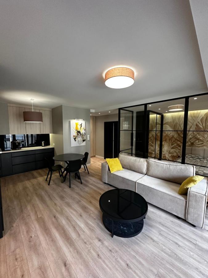 Osiedle Legionow Apartament キェルツェ エクステリア 写真